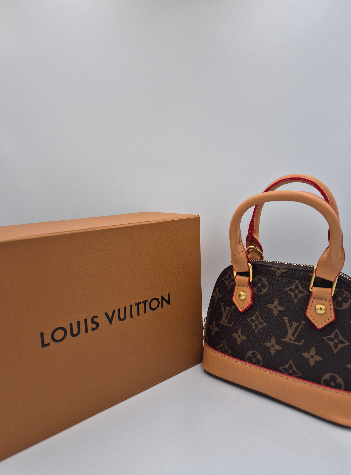 Louis Vuitton Alma BB Monogram