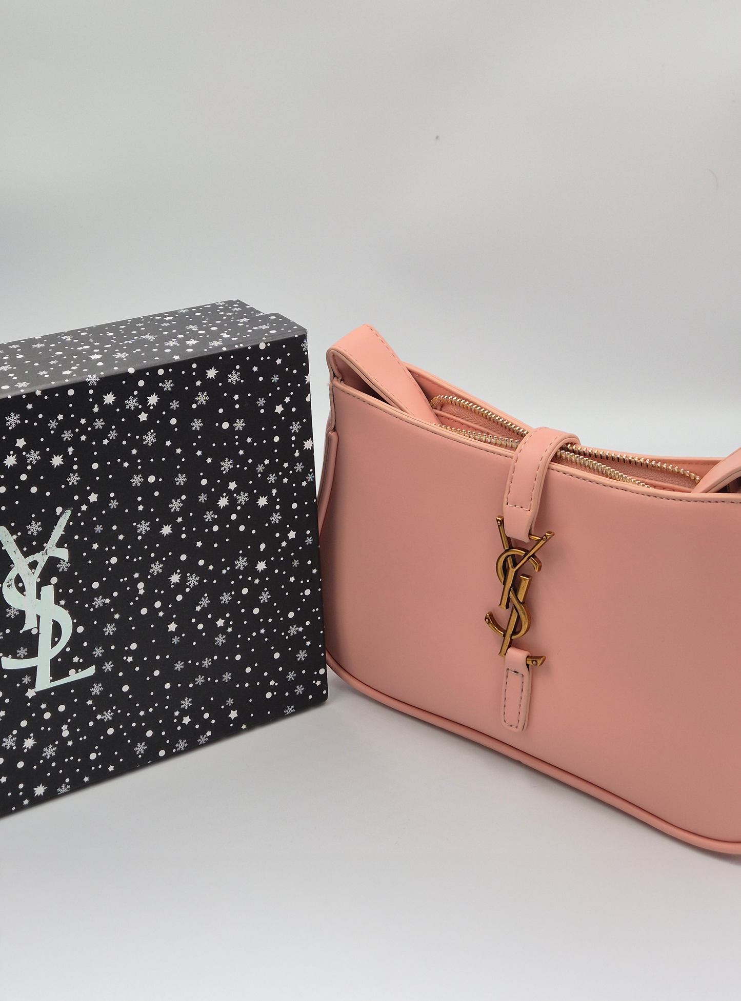 Saint Laurent Le 5 A 7 Pink